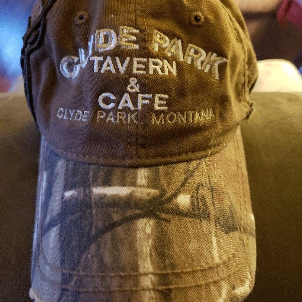 Camo baseball cap